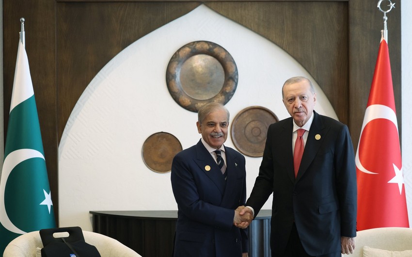 Xankəndidə Ərdoğanla Şahbaz Şərif arasında görüş olub