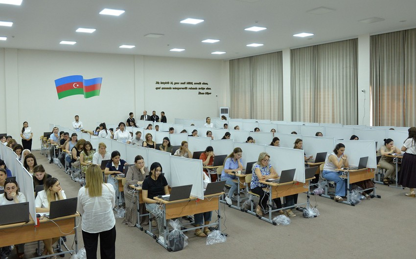Media qurumlarının rəhbərləri və influenserlər sertifikatlaşdırma imtahanını izləyib