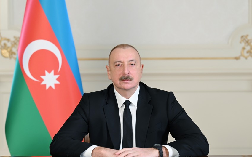 Britaniya kralı İlham Əliyevi təbrik edib