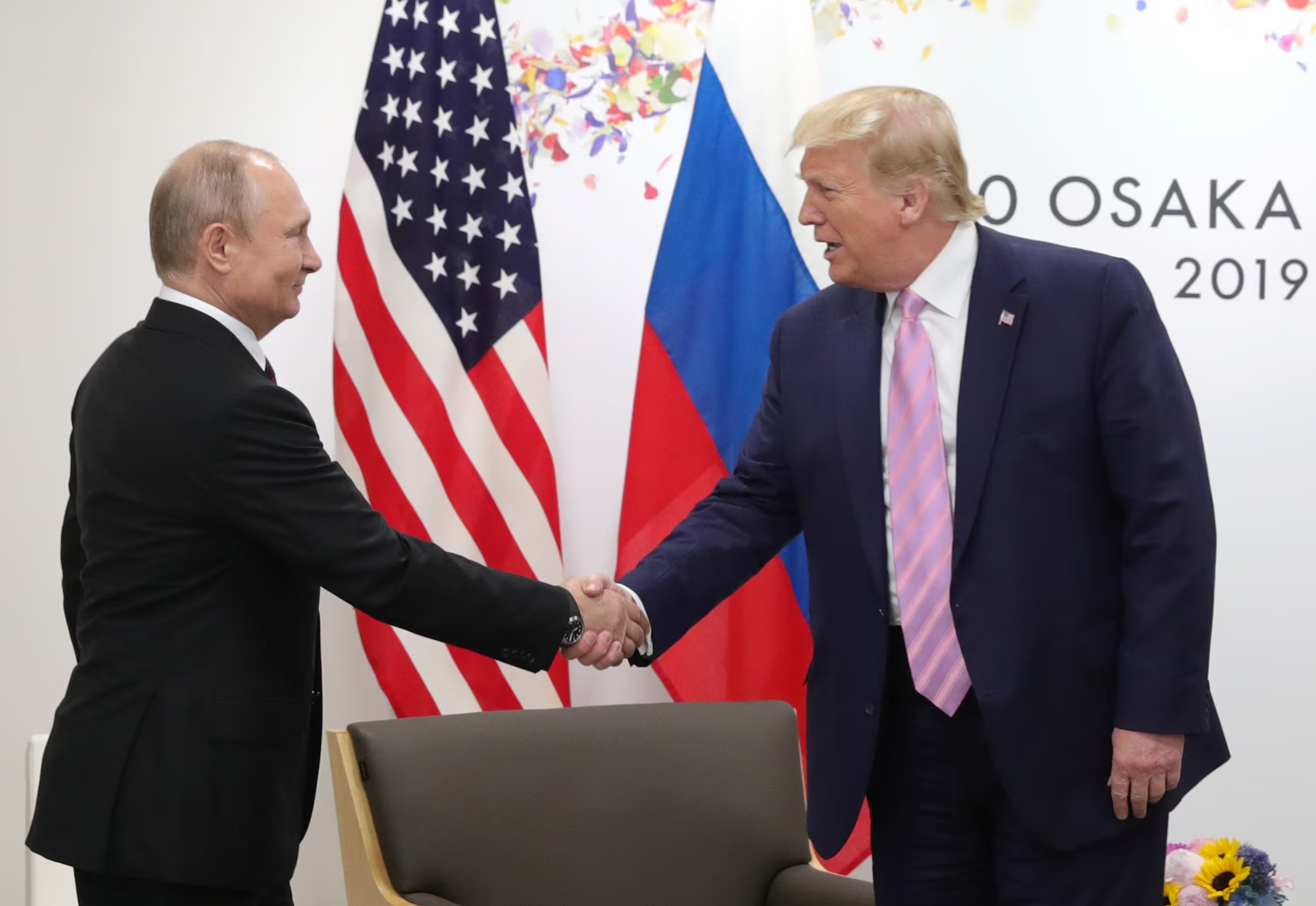 Putin Trampla görüşə hazırlaşdığını açıqlayıb