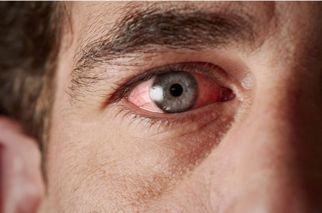 Gözlər təkcə görmə funksiyasını yerinə yetirmir