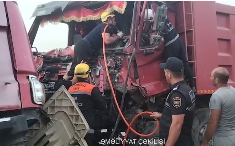 Balaxanı qəsəbəsi ərazisində yol-nəqliyyat qəzası baş verib