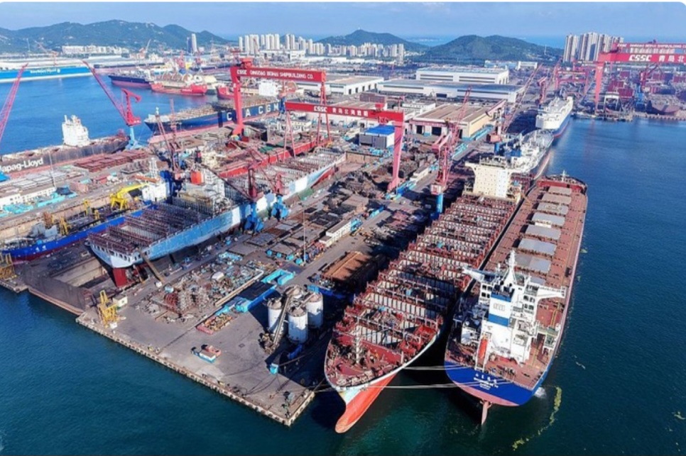 Çin şirkətləri birləşdirilərək dünyanın ən böyük gəmiqayırma şirkəti yaradır