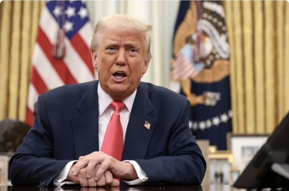 Tramp: Məhkəmənin qərarına baxmayaraq gömrük rüsumları qüvvədə qalır