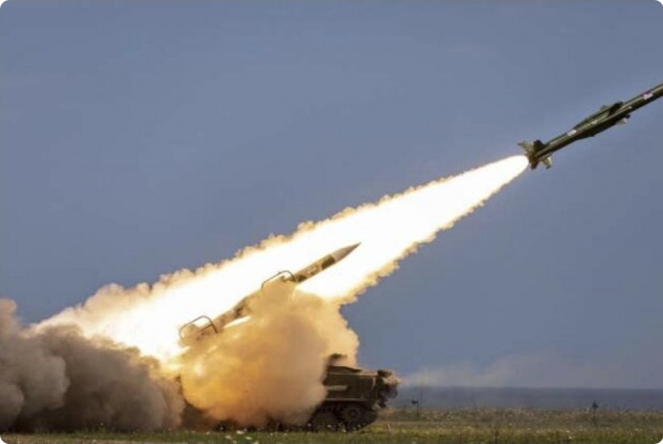 Rusiya ötən gecə Ukraynaya zərbələr endirib, yanacaq istehsal edən zavodda partlayış olub