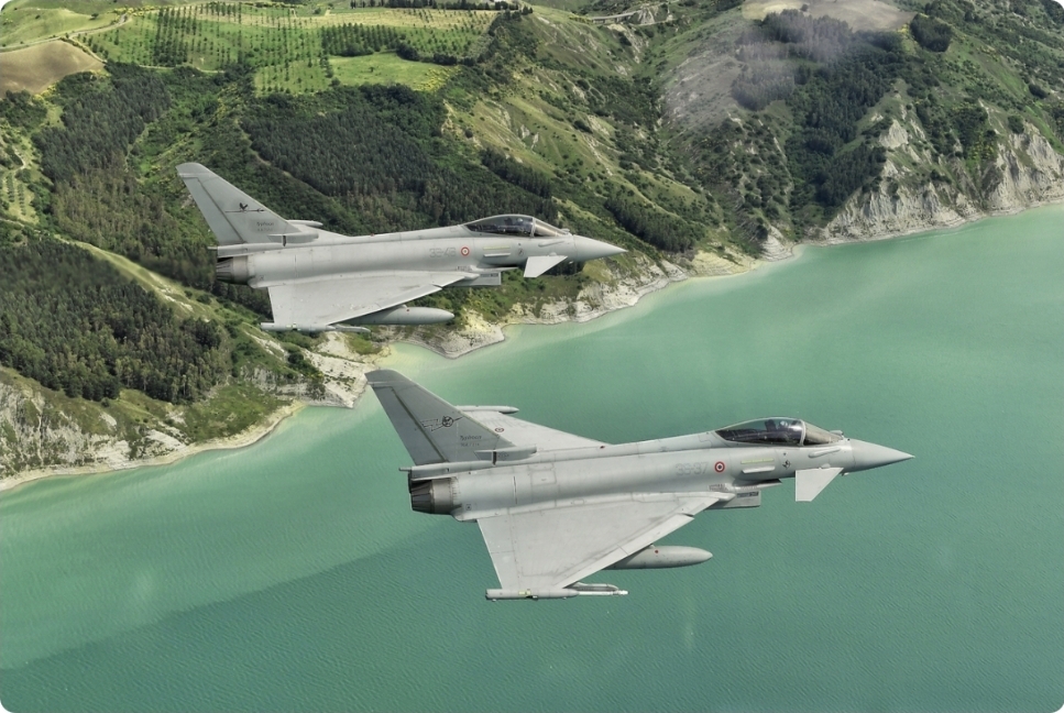 Britaniya Tayfun qırıcılarını “Şərq Keşikçiləri” əməliyyatına göndərəcək