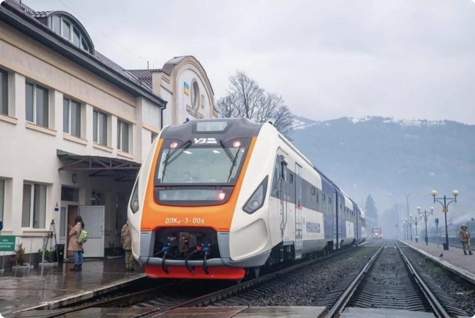 Rusiya Ukraynanın dəmir yoluna zərbə endirib