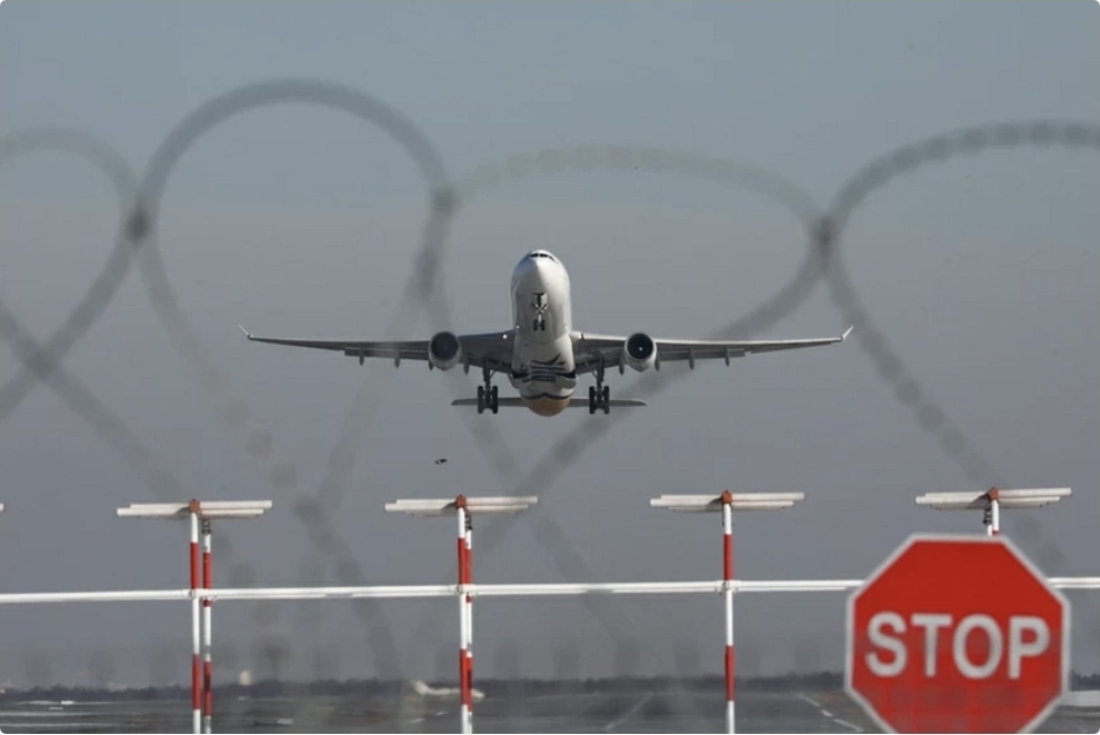 Estoniya Rusiya və Latviya ilə sərhədlər boyunca uçuş qadağasını uzadıb