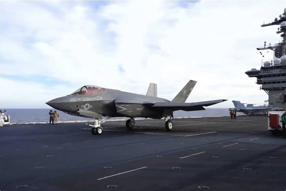 Cənubi Çin dənizində ABŞ-yə məxsus döyüş təyyarəsi və helikopter qəzaya uğrayıb