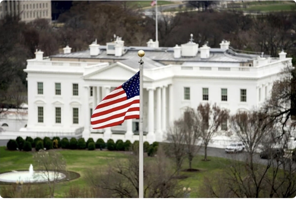 KİV: Tramp Səudiyyə Ərəbistanının vəliəhd şahzadəsini Ağ Evdə qəbul edəcək