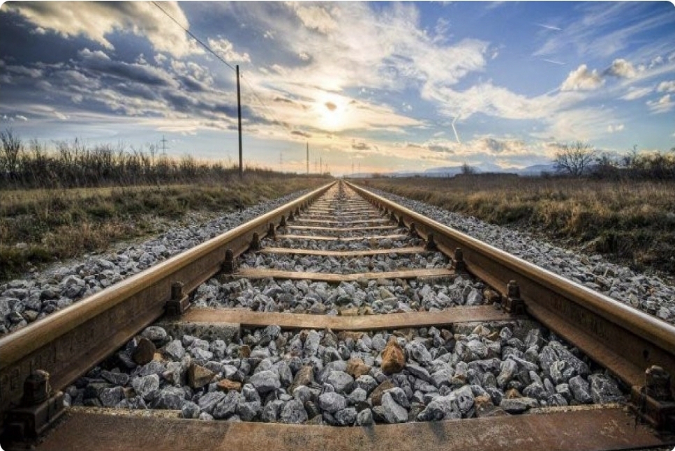 Paşinyan: İrəvan və Vaşinqton Azərbaycanın əsas hissəsi ilə Naxçıvanı birləşdirəcək dəmir yolunun tikintisini müzakirə edir