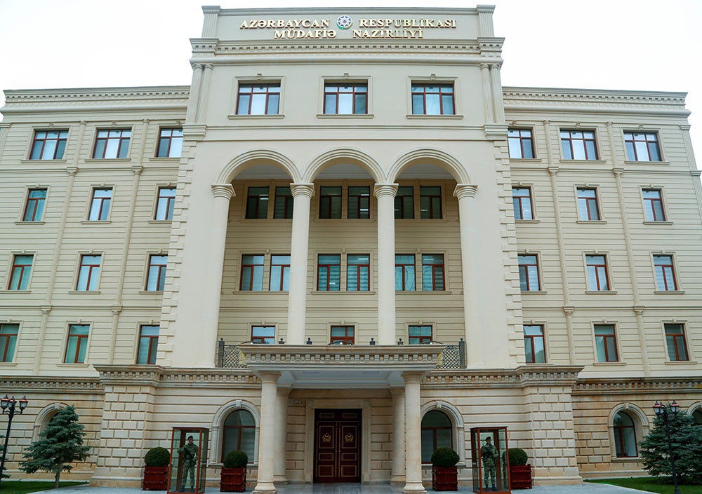 MN: Gənc əsgərlərlə görüşə müvəqqəti məhdudiyyət qoyulub.