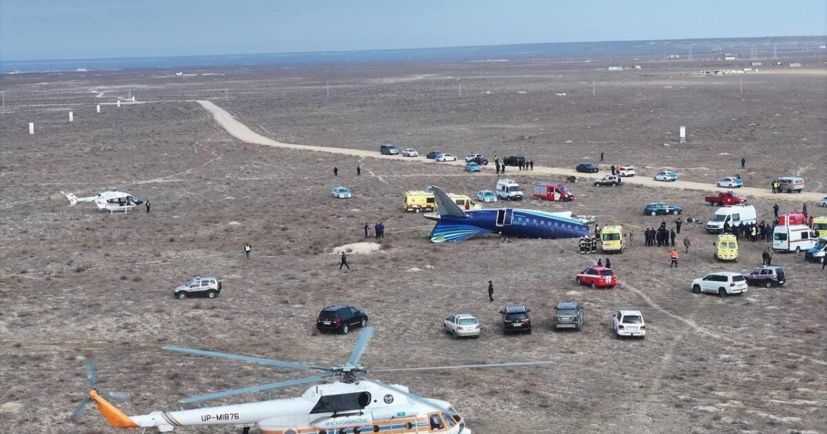 AZAL təyyarəsinin qəzası ilə bağlı toplanmış materialların tədqiqatı aparılır.