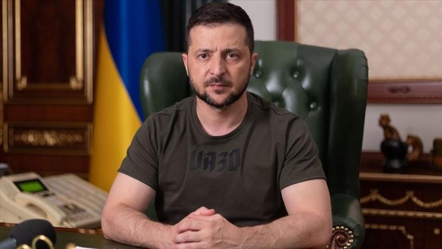 Zelenski: Ukrayna tam atəşkəs tələb edir