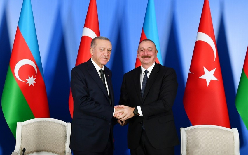 Ərdoğan İlham Əliyevi Müstəqillik Günü münasibətilə təbrik edib.