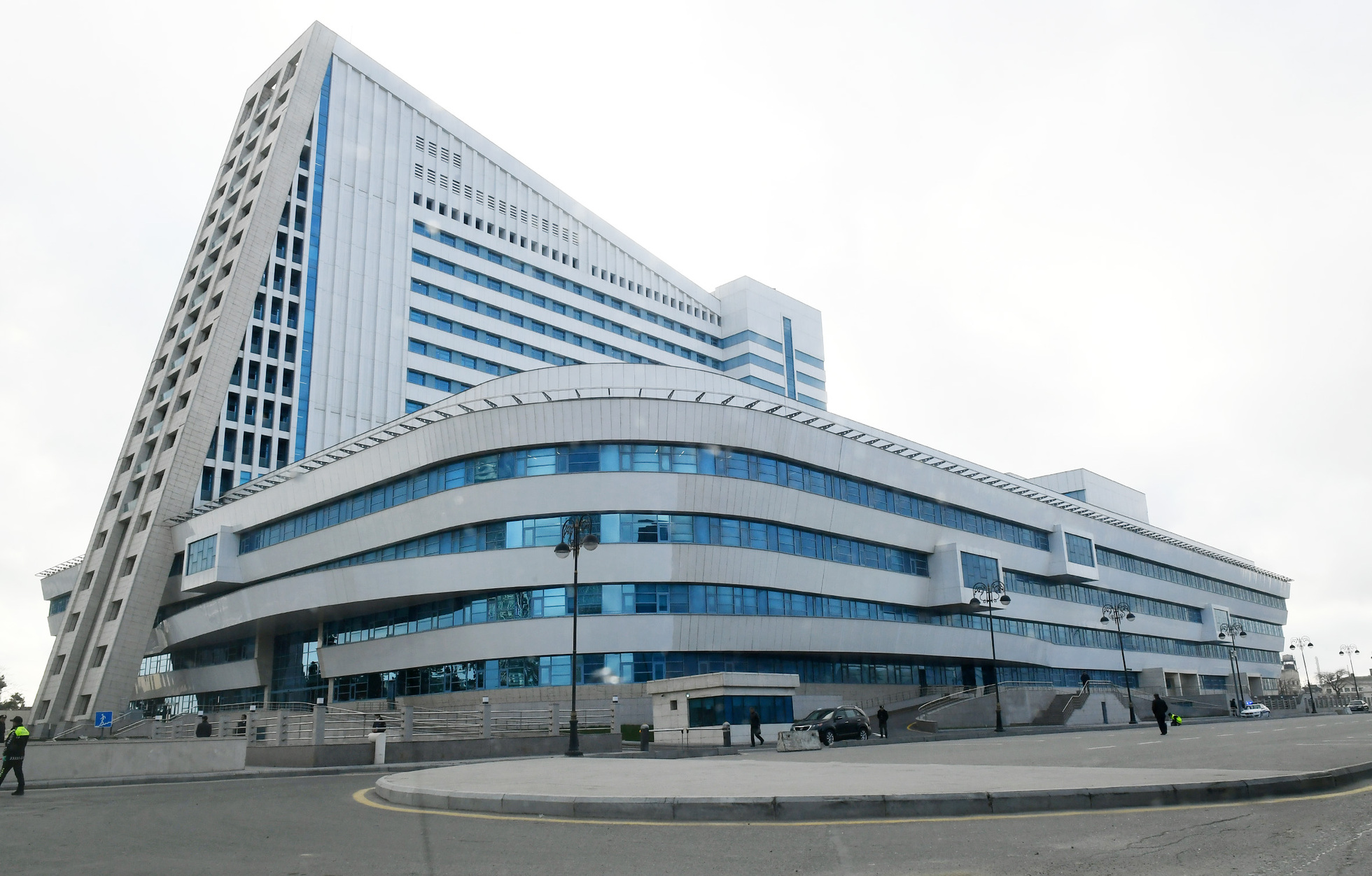 Yeni Klinikada xəstəyə uğurla laparoskopik əməliyyat icra olunub.