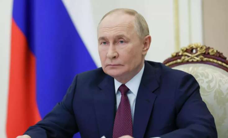 ​Rusiya bütün çətinliklərə baxmayaraq irəliləyir - Putin