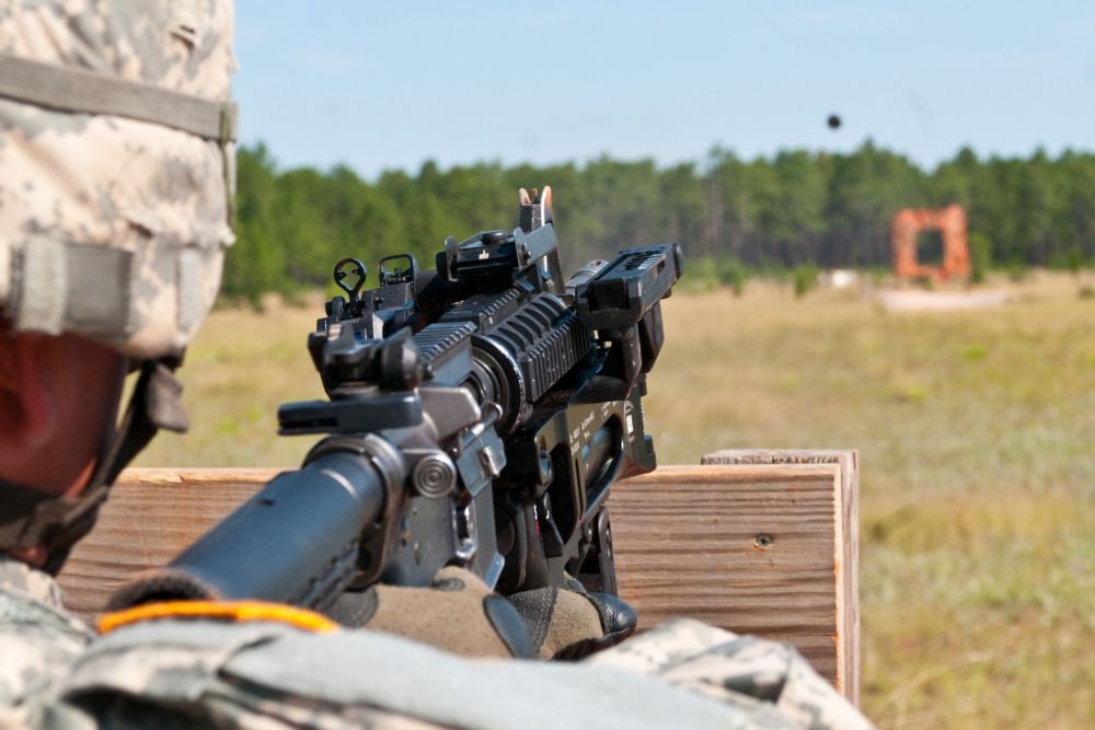 Qlobal silah ixracı artıb, Rusiyanın payı kəskin azalıb