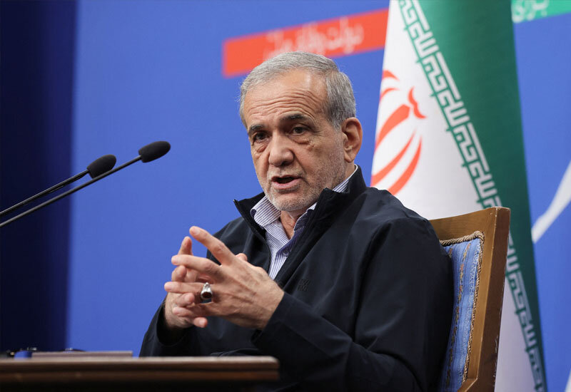 Pezeşkian: ABŞ bazalarını vurmağa davam edəcəyik!