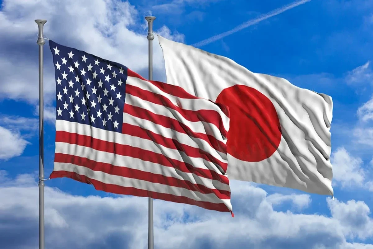 Yaponiya Baş naziri Trampın Çinə səfərindən əvvəl ABŞ-a getmək niyyətindədir