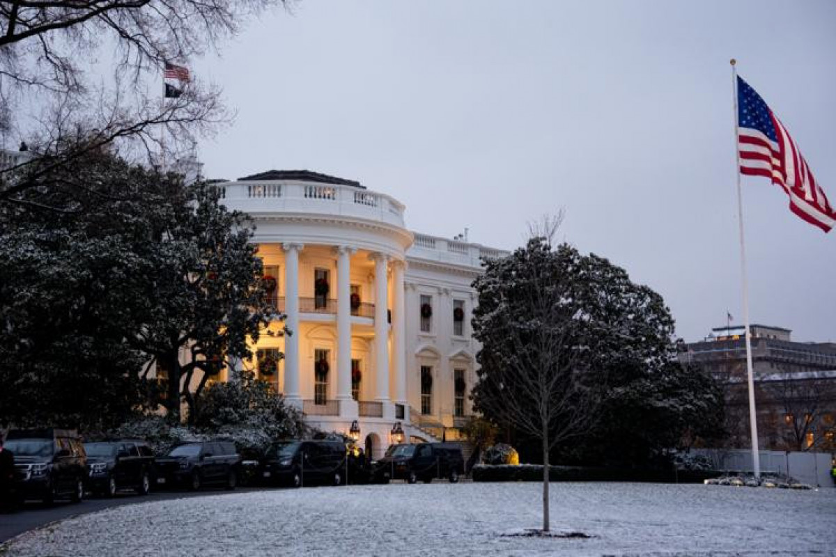 Tramp administrasiyası 29 xarici diplomatik nümayəndəliyin rəhbərini geri çağırır