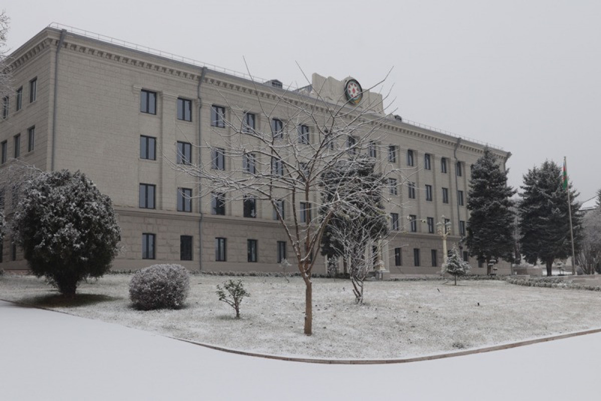 Xankəndiyə ilk qar yağıb