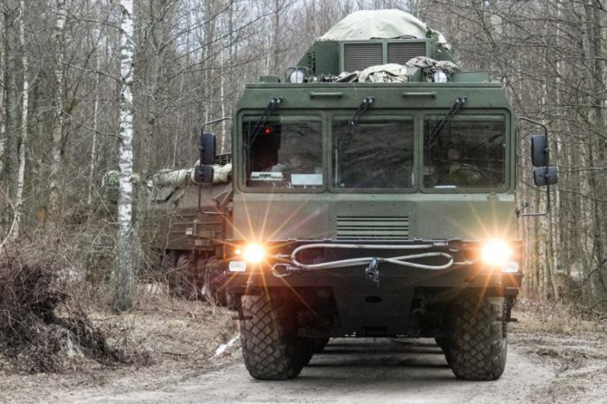 Rusiya Putinin iqamətgahına hücuma cavab olaraq “Oreşnik”lə Ukraynaya kütləvi zərbələr endirib