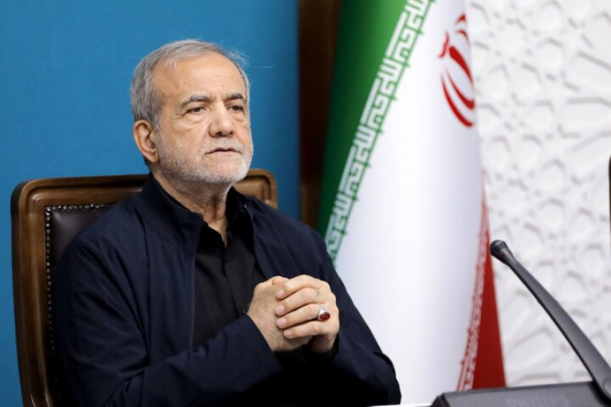 Pezeşkian: İran xalqı düşmənlərin bədniyyətli planlarına sarsıdıcı cavab verdi
