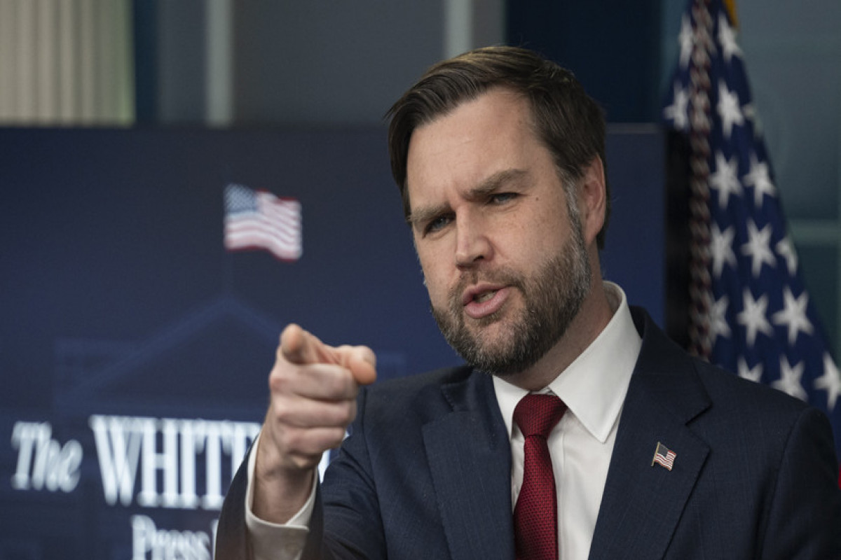 Vens Trampı İran məsələsində diplomatiyaya üstünlük verməyə çağırıb