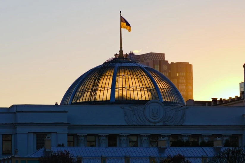 Antikorrupsiya orqanları beş ukraynalı deputata ittiham irəli sürüldüyünü təsdiqləyib