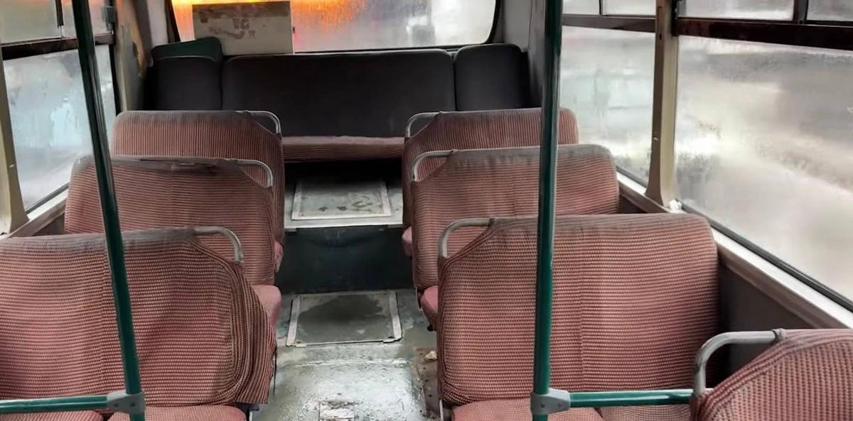 Çirkli və sınıq avtobuslar: Bakıda sərnişin daşınmasında ciddi problem