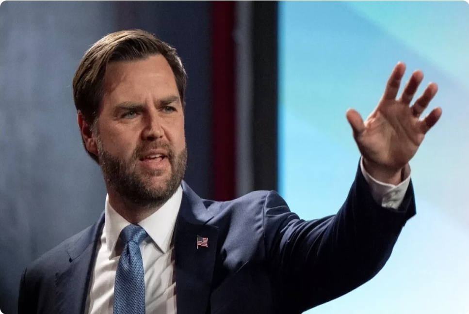 “Təhlükəsizlik zəmanəti çərçivəsində Ukraynada ABŞ qoşunları olmayacaq”