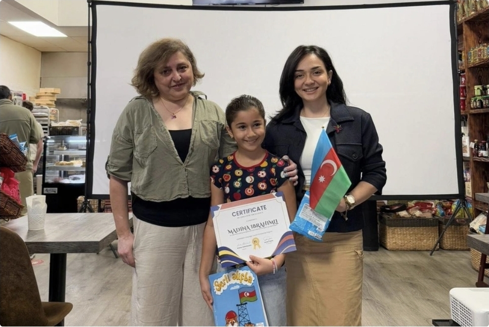 ABŞ-də Azərbaycan dilini öyrənən şagirdlərə sertifikatlar təqdim edilib