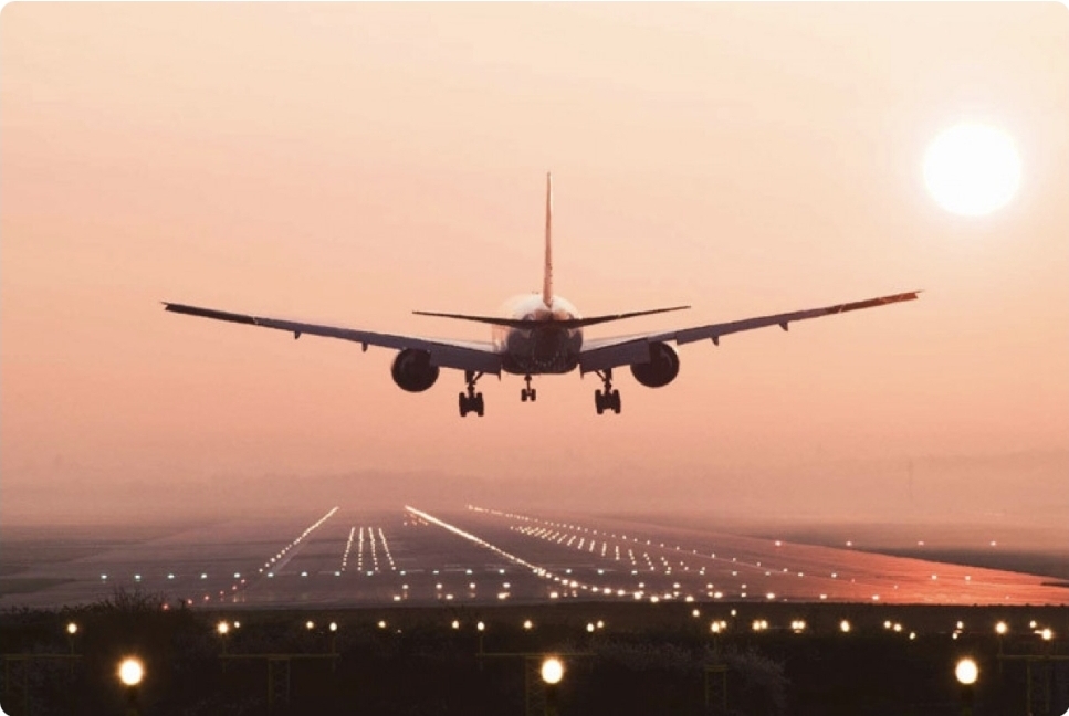 Berlin hava limanında uçuşlar dayandırılıb