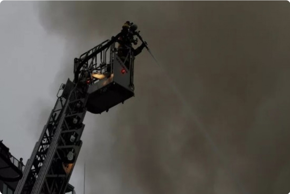 Yaponiyada bir həftədir böyük yanğını söndürmək mümkün olmayıb