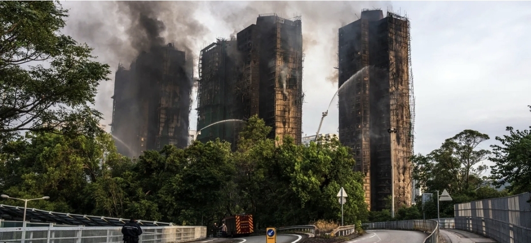 Honkonqda baş verən yanğında ölənlərin sayı artıb