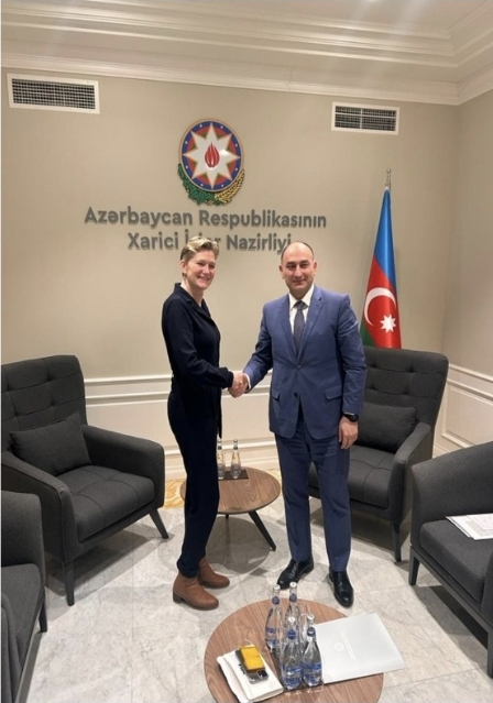 Azərbaycan-Niderland əlaqələri müzakirə edilib
