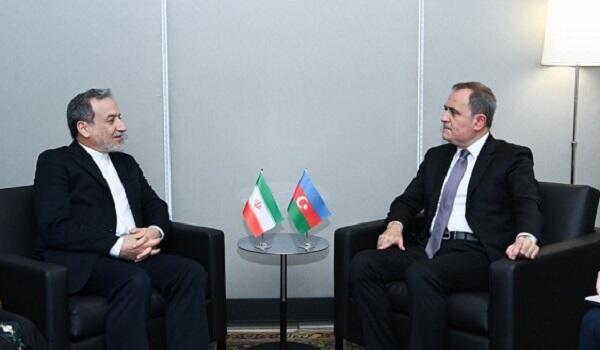 Ceyhun Bayramov iranlı həmkarı ilə danışdı