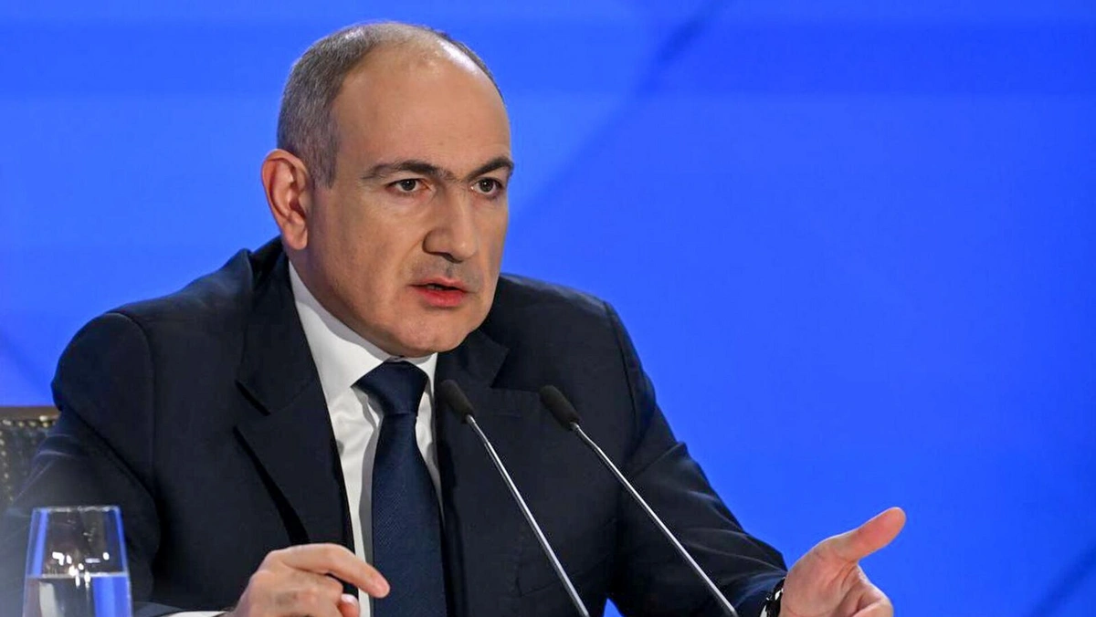 Paşinyan Aİ və Aİİ arasında uyğunsuzluq görmür