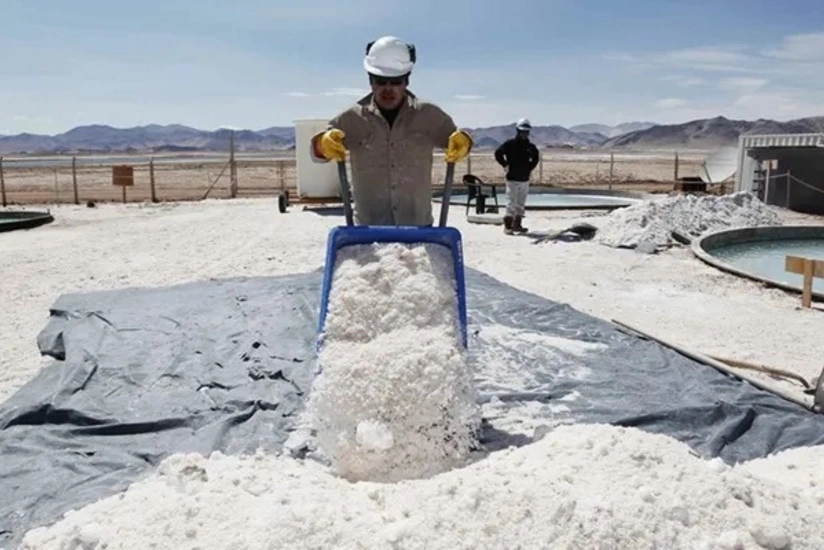 Çin duzlu göllərdən litium hasilatında irəliləyiş əldə edib
