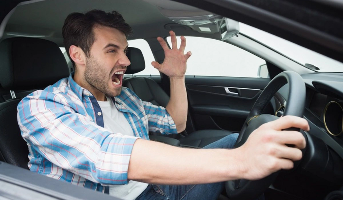 Sürücülərdə aqressiyanı artıran iki əsas amil: Rusiyalı psixoloqdan maraqlı açıqlama