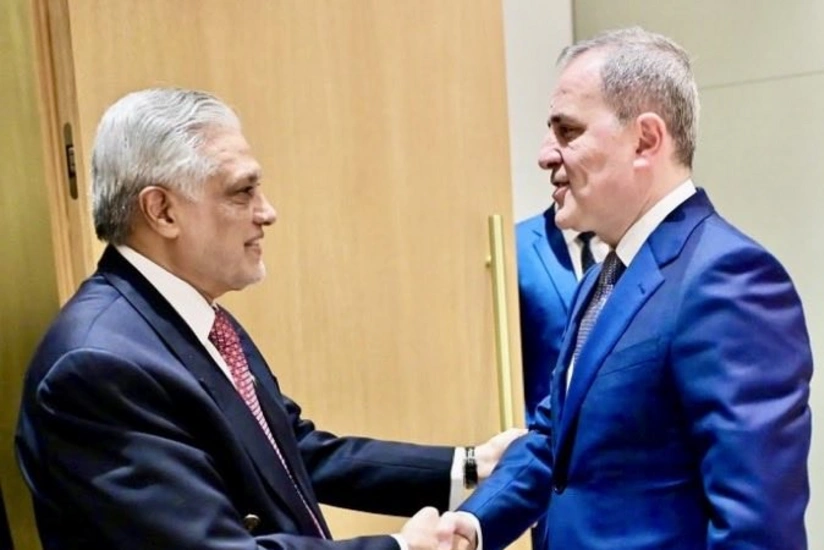 Azərbaycan və Pakistan XİN rəhbərləri regional məsələləri müzakirə ediblər