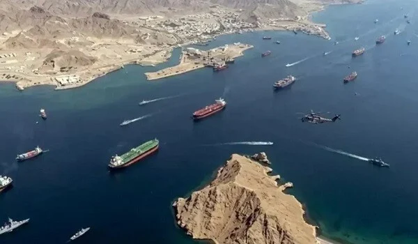 İran və Oman Hörmüzə görə rüsum alacaq