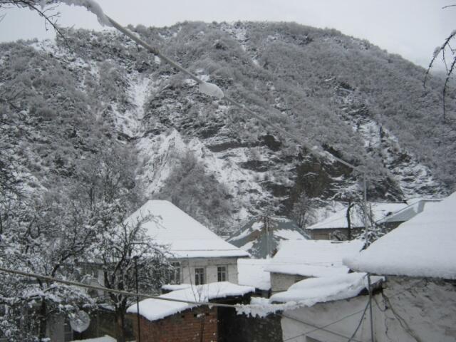 Bu əraziyə 1 metr 24 sm qar yağdı